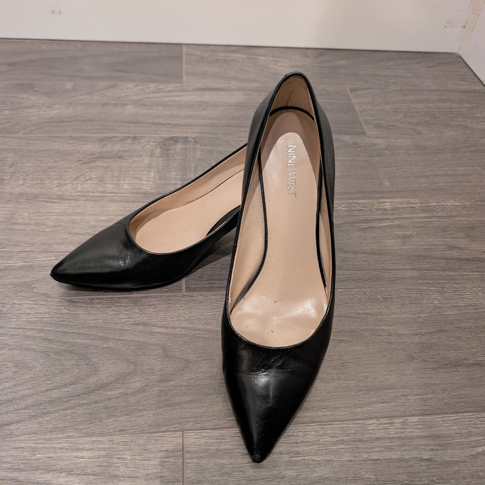 Nine West Black Pointed-Toe Heels